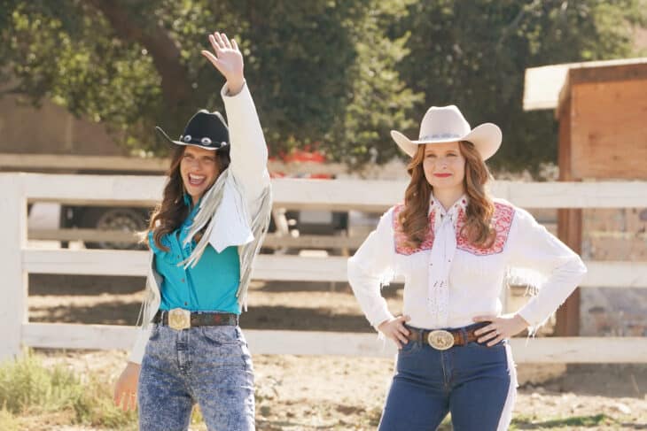 Bless This Mess Season 2 Episode 8 LAKE BELL, LENNON PARHAM