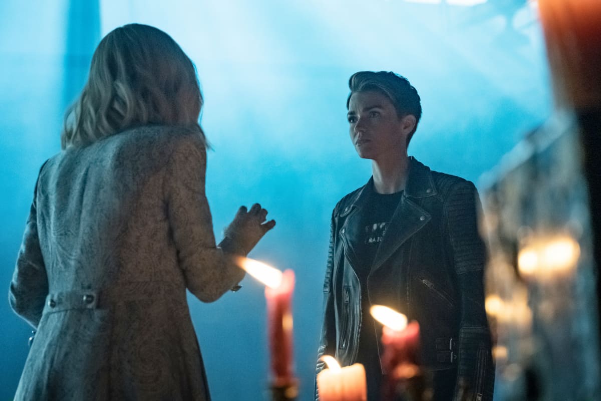 Batwoman Episode 9 Streaming Batwoman Season 1 Episode 9 – Rachel Skarsten as Alice and Ruby Rose as