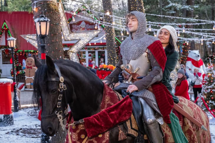 The Knight Before Christmas - Vanessa Hudgens, Josh Whitehouse