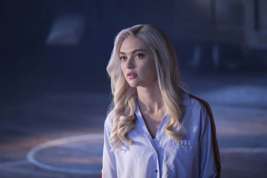 Legacies Season 2 Episode 6 - Jenny Boyd as Lizzie