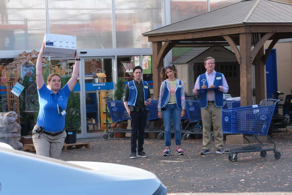 Superstore - Season 5 Episode 9, "Curbside Pickup"