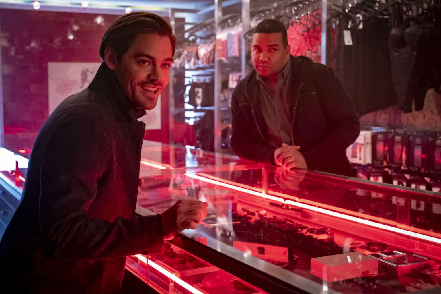 Prodigal Son Season 1 Episode 9 - Tom Payne and Frank Harts | Tell-Tale TV Prodigal Son Season 1 Episode 9 - Tom Payne and Frank Harts