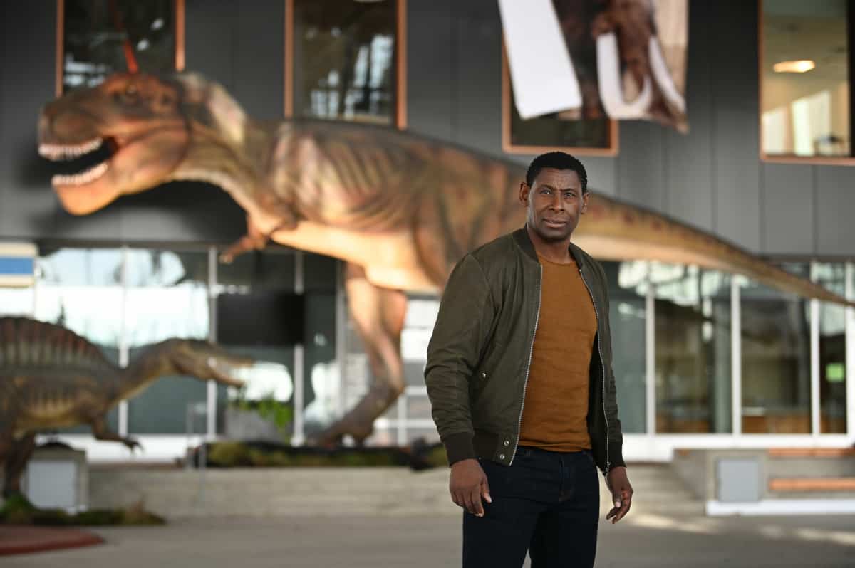 Supergirl Season 5 Episode 8 - David Harewood as Hank Henshaw/JÕonn JÕonzz