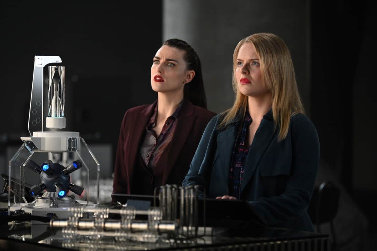 Supergirl Season 5 Episode 8 - Katie McGrath as Lena Luthor and Andrea Brooks as Eve Tessmacher/Hope