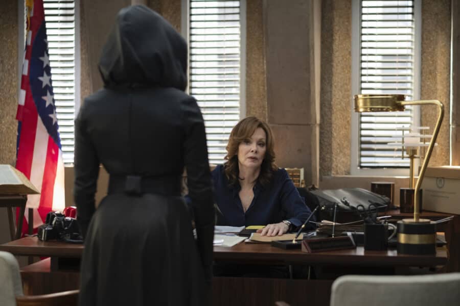 Watchmen Season 1 Episode 4 "If You Don't Like My Story, Write Your Own"