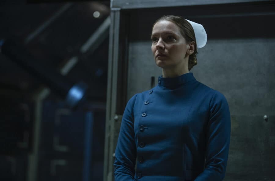 His Dark Materials Season 1 Episode 6 "The Daemon-Cages"