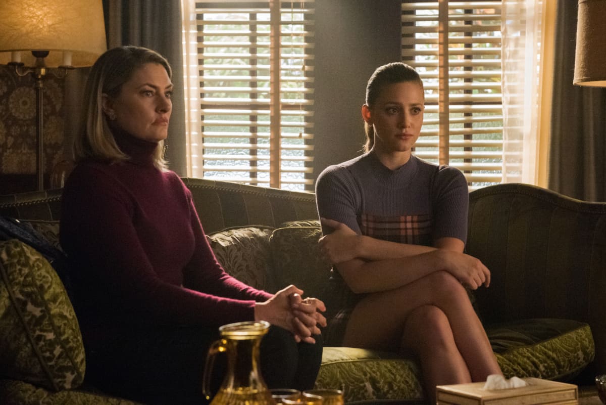 RVD408B_0135b Riverdale Review: Chapter Sixty-Five: In Treatment (Season 4 Episode 8)