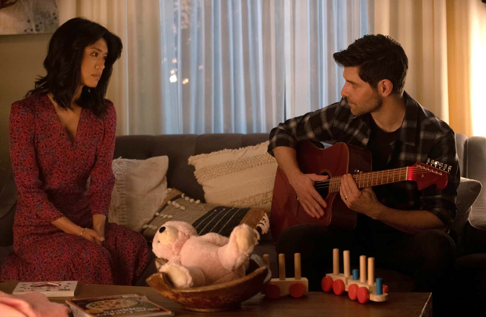 A Million Little Things Season 2 Episode 10, "The Kiss"