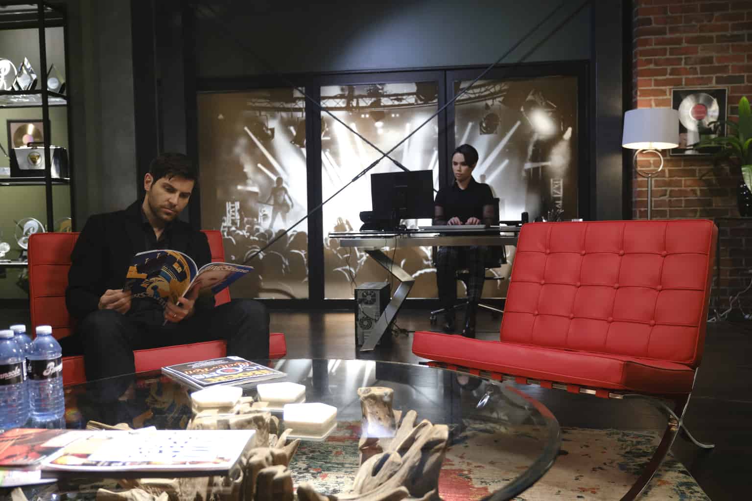 A Million Little Things Season 2 Episode 11, "We're The Howards"