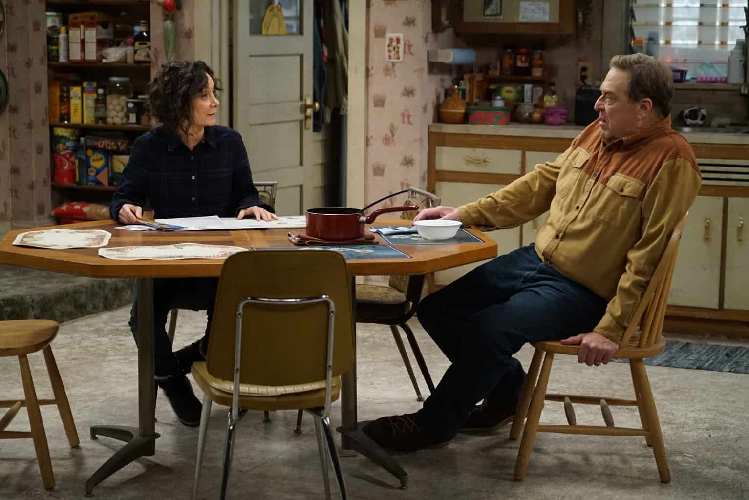 SARA GILBERT, JOHN GOODMAN