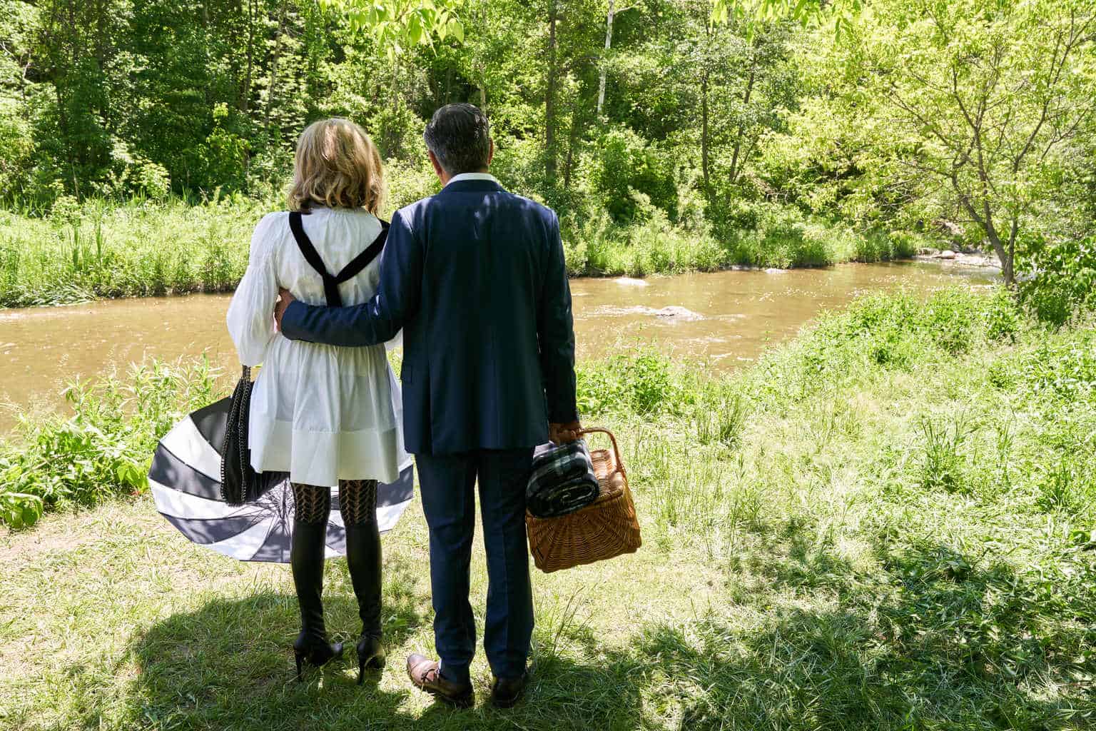 Schitt's Creek Season 6 Episode 1 - Moira (Catherine O'Hara), Johnny (Eugene Levy)