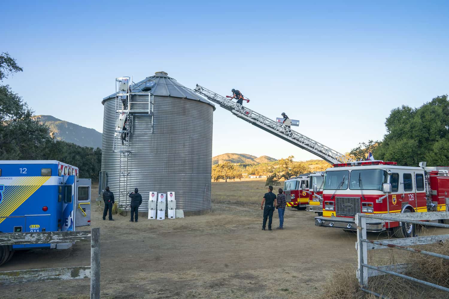 9-1-1 Lone Star Season 1 Episode 3 | Tell-Tale TV 9-1-1 Lone Star Season 1 Episode 3