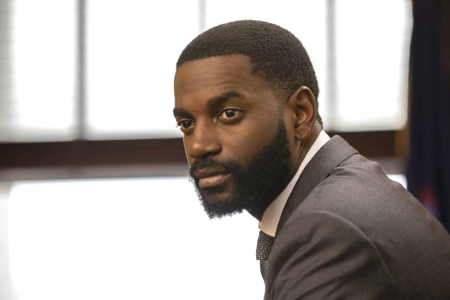 Almost Family Season 1 Episode 12, "Expectant AF"