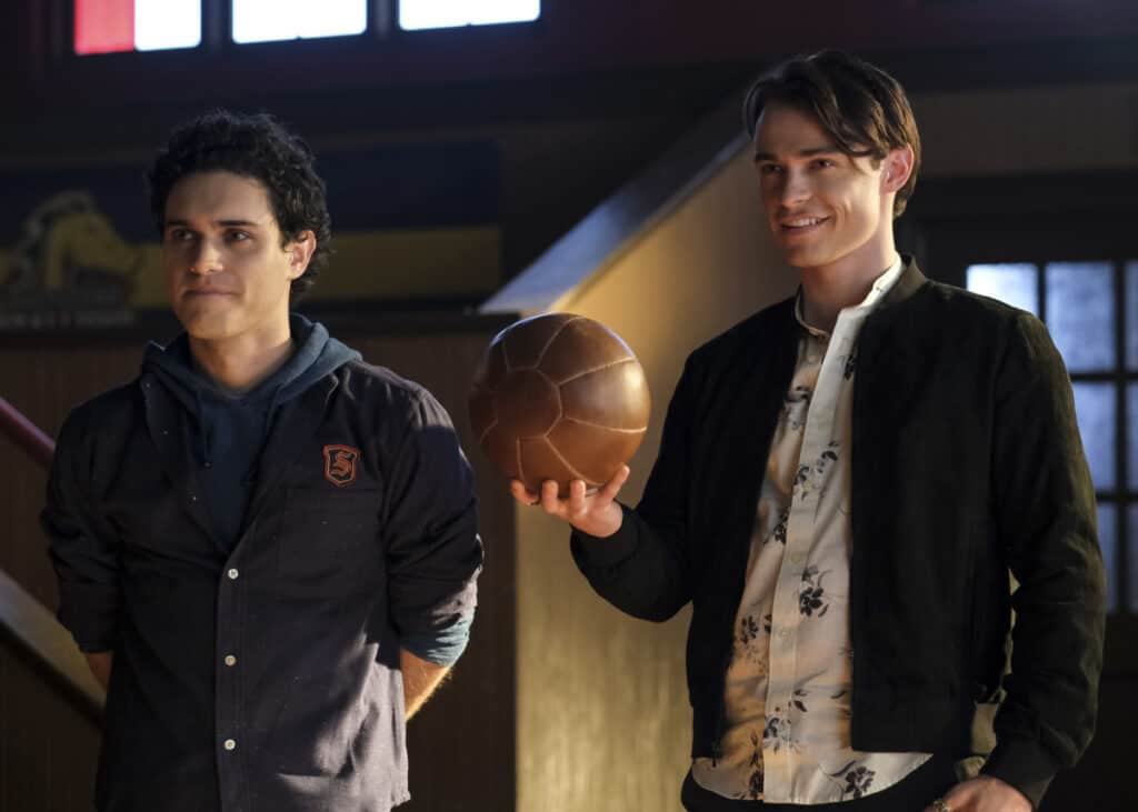 Legacies Season 2 Episode 9 - Aria Shahghasemi as Landon and Thomas Doherty as Sebastian