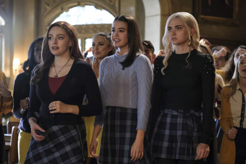Legacies Season 2 Episode 10 - Danielle Rose Russell as Hope, Kaylee Bryant as Josie and Jenny Boyd as Lizzie | Tell-Tale TV LGC210b_0477b Preview — Legacies Season 2 Episode 10: This Is Why We Don’t Entrust Plans to Muppet Babies Legacies Season 2 Episode 10 - Danielle Rose Russell as Hope, Kaylee Bryant as Josie and Jenny Boyd as Lizzie