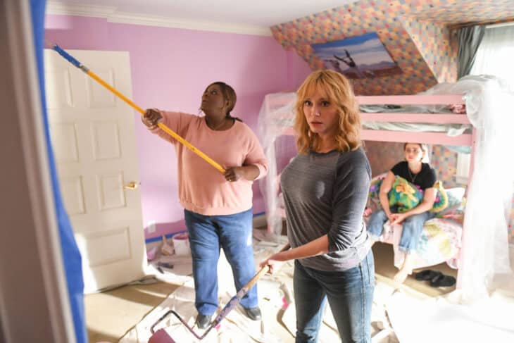 Good Girls - Season 3 Episode 1 - Find Your Beach Preview — Good Girls Season 3 Episode 1: Find Your Beach 