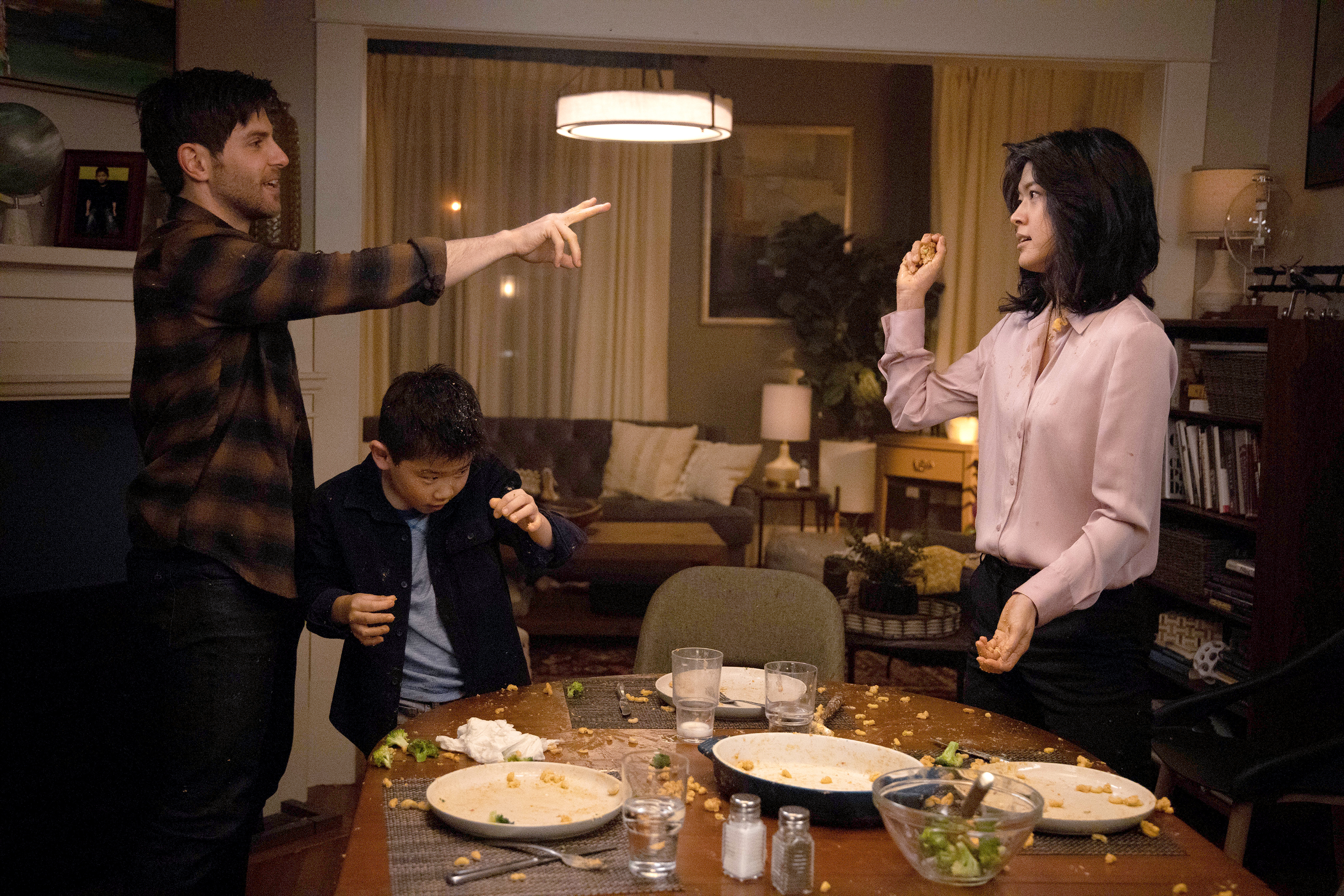 A Million Little Things Season 2 Episode 13, "Daisy" Pictured: David Giuntoli, Tristan Byon, Grace Park