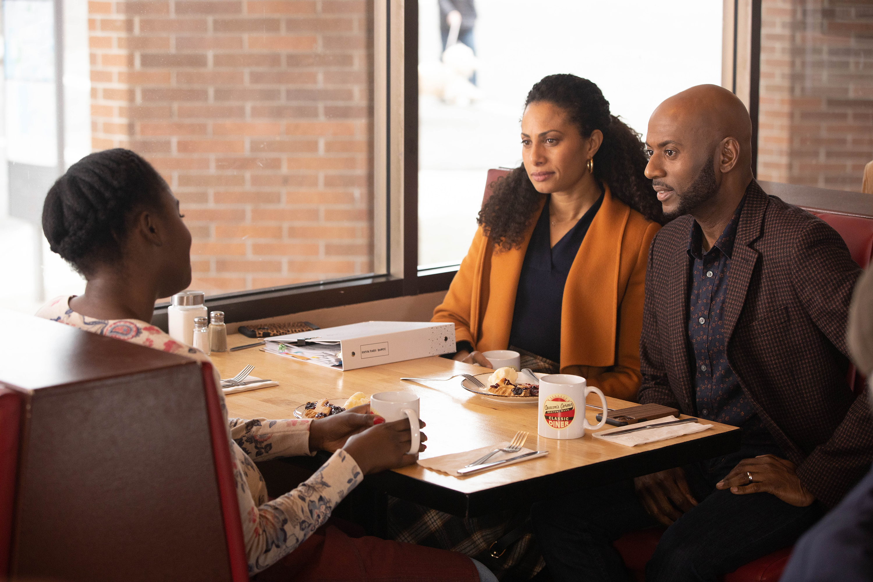 A Million Little Things Season 2 Episode 13, "Daisy" Pictured: Christina Moses, Romany Malco
