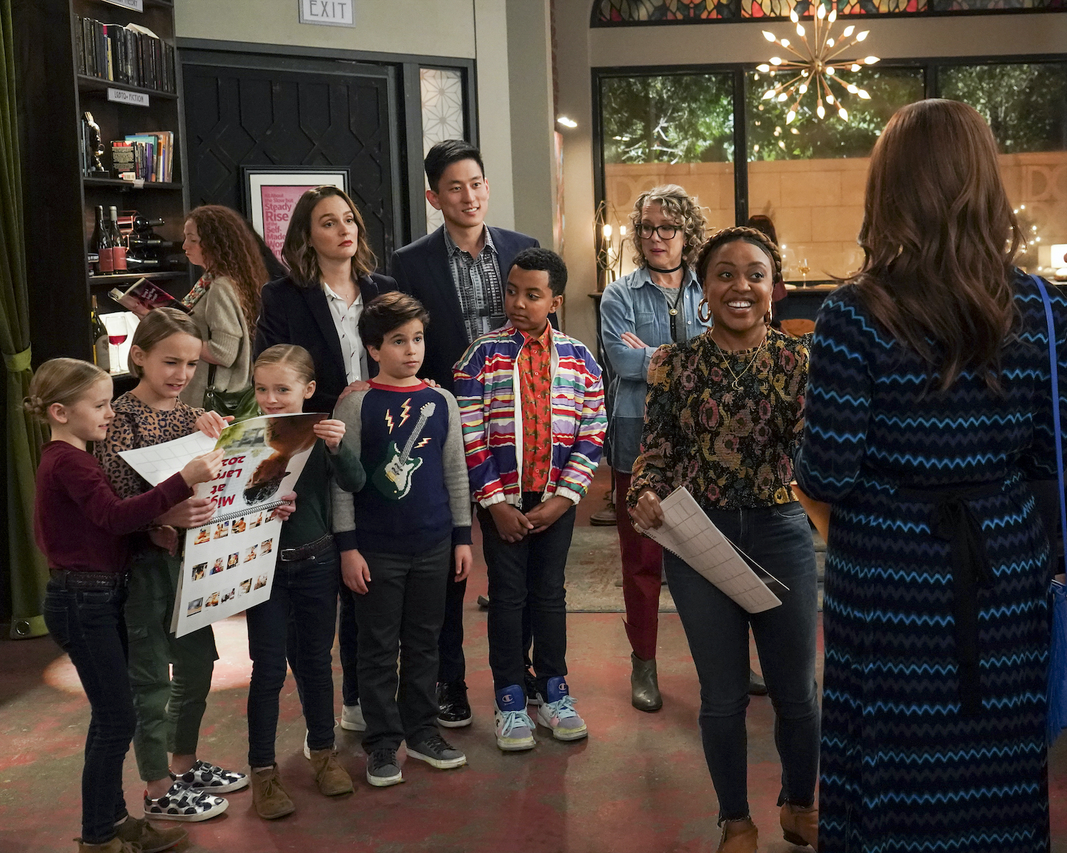 Single Parents Season 2 Episode 16, "Hip$ for Dolores" | Tell-Tale TV Single Parents Season 2 Episode 16