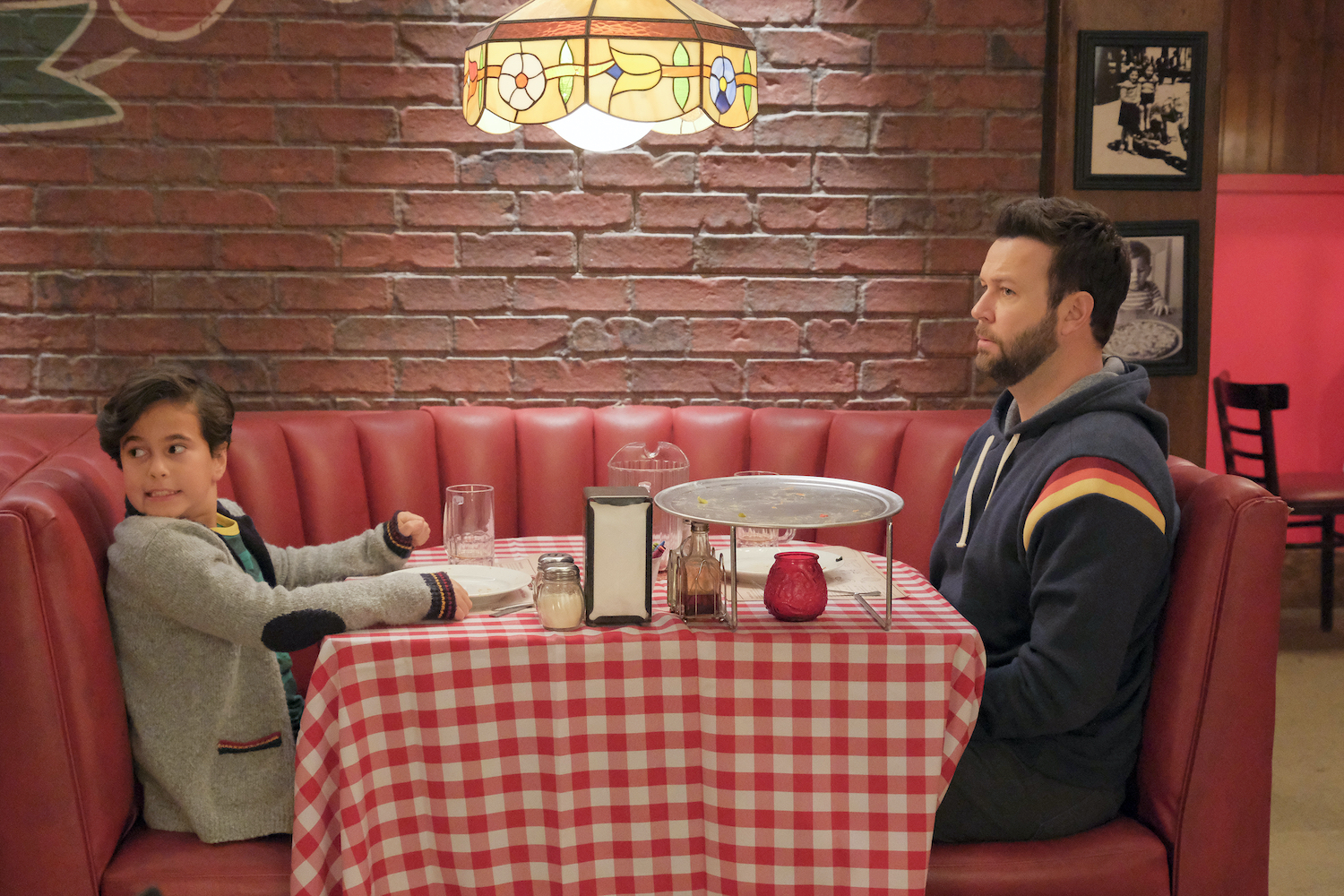 Single Parents Season 2 Episode 17