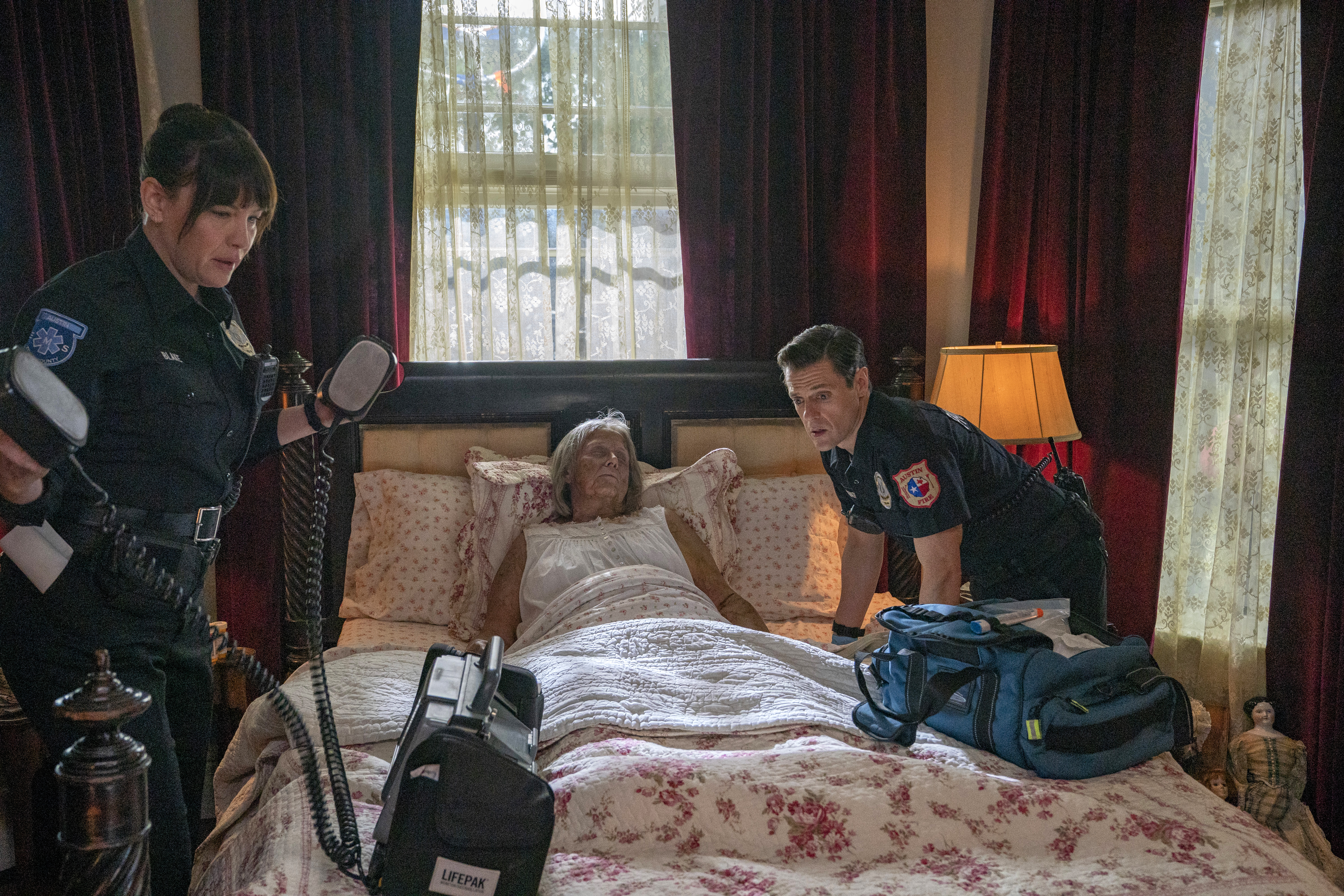 9-1-1 Lone Star Season 1 Episode 8, "Monster Inside"