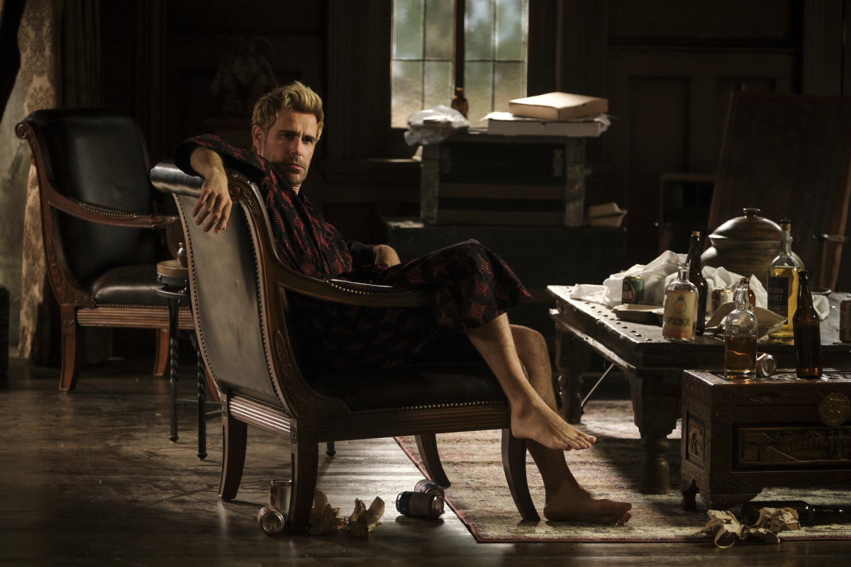 Legends Of Tomorrow Season 5 Episode 4, "Slay Anything" Pictured: Matt Ryan as Constantine