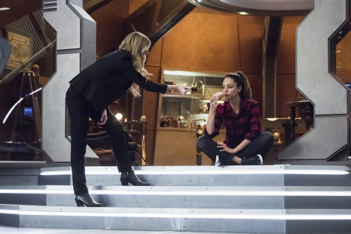 DC's Legends of Tomorrow Season 5 Episode 5, "A Head of Her Time" Pictured (L-R): Jes Macallan as Ava Sharpe and Tala Ashe as Zari