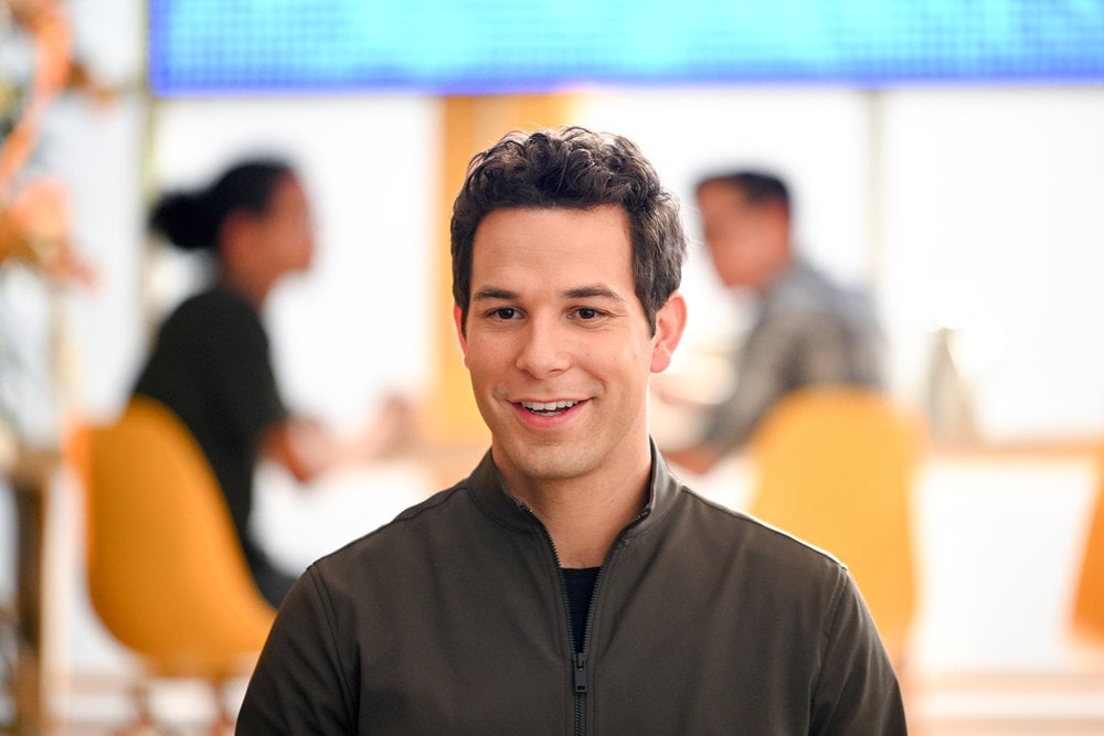 Zoey's Extraordinary Playlist Season 1 Episode 2, "Zoey's Extraordinary Best Friend" Pictured: Skylar Astin as Max