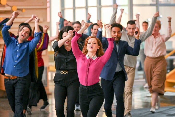 Zoey's Extraordinary Playlist Season 1 Episode 2, "Zoey's Extraordinary Best Friend" Pictured: (l-r) Skylar Astin as Max, Lauren Graham as Joan, Jane Levy as Zoey, John Clarence Stewart as Simon