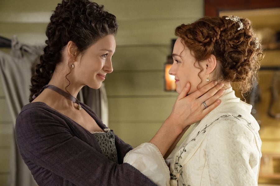 Outlander Season 5 Episode 1 - Caitriona Balfe (Claire Randall Fraser), Sophie Skelton (Brianna Randall Fraser)