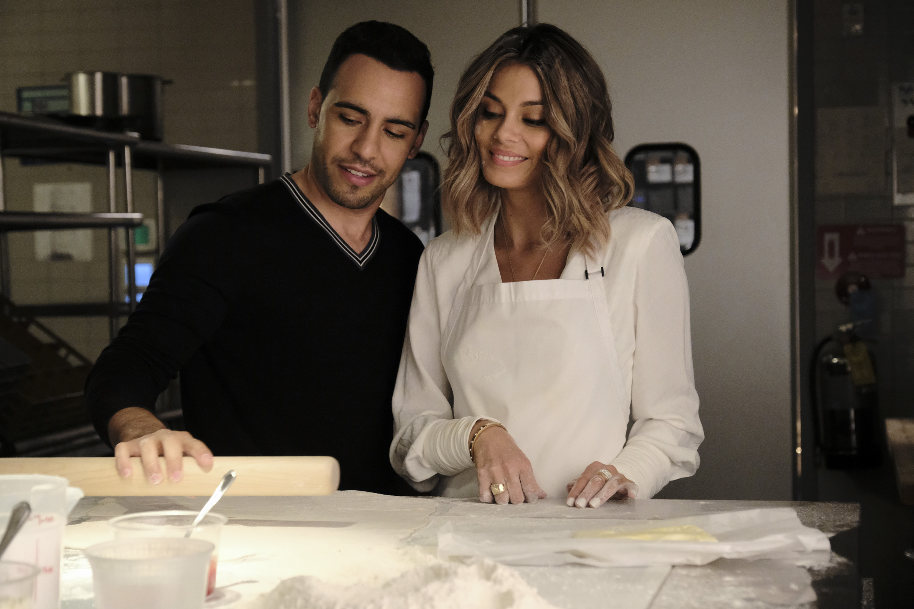 VICTOR RASUK, NATHALIE KELLEY | Tell-Tale TV VICTOR RASUK, NATHALIE KELLEY