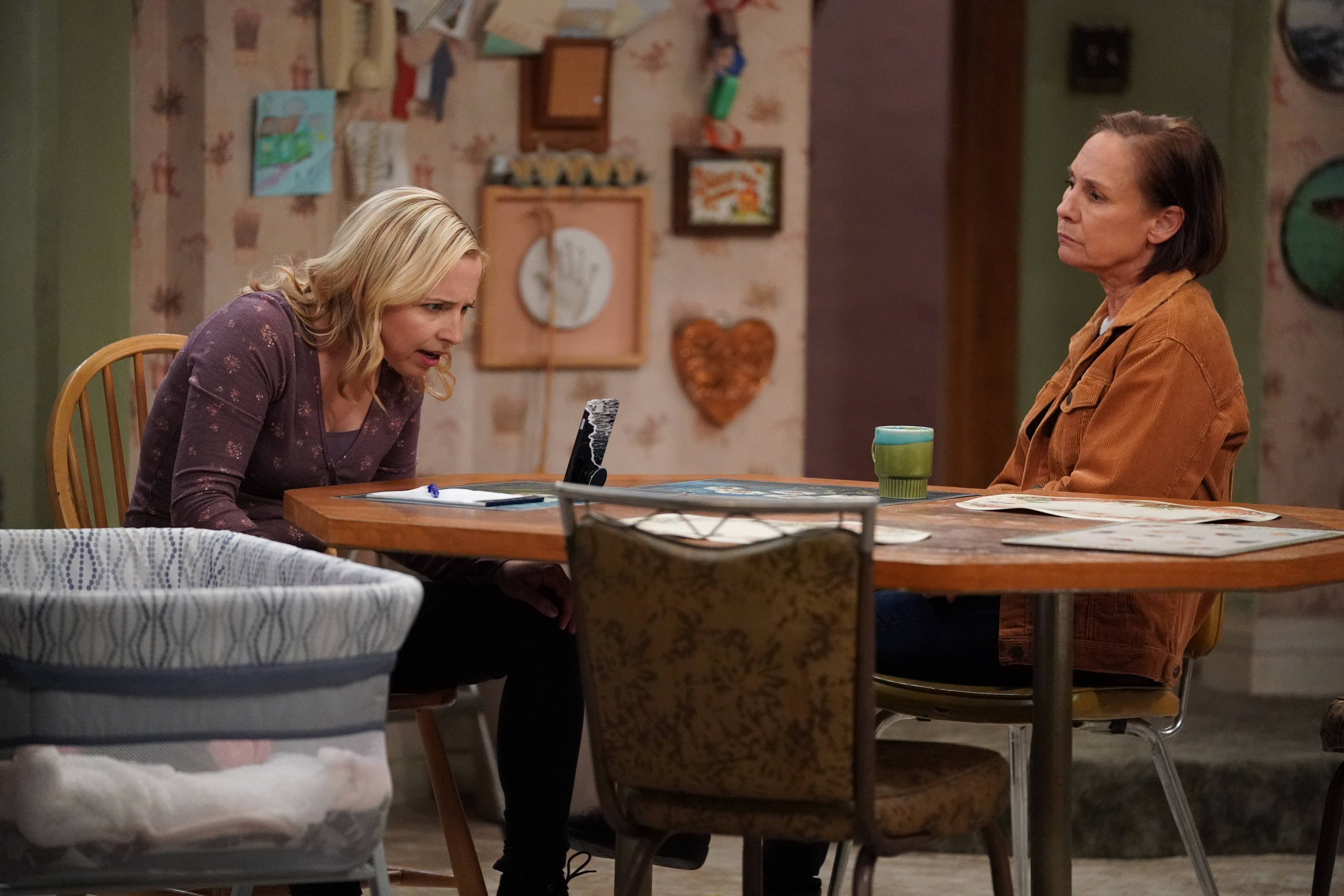LECY GORANSON, LAURIE METCALF | Tell-Tale TV LECY GORANSON, LAURIE METCALF