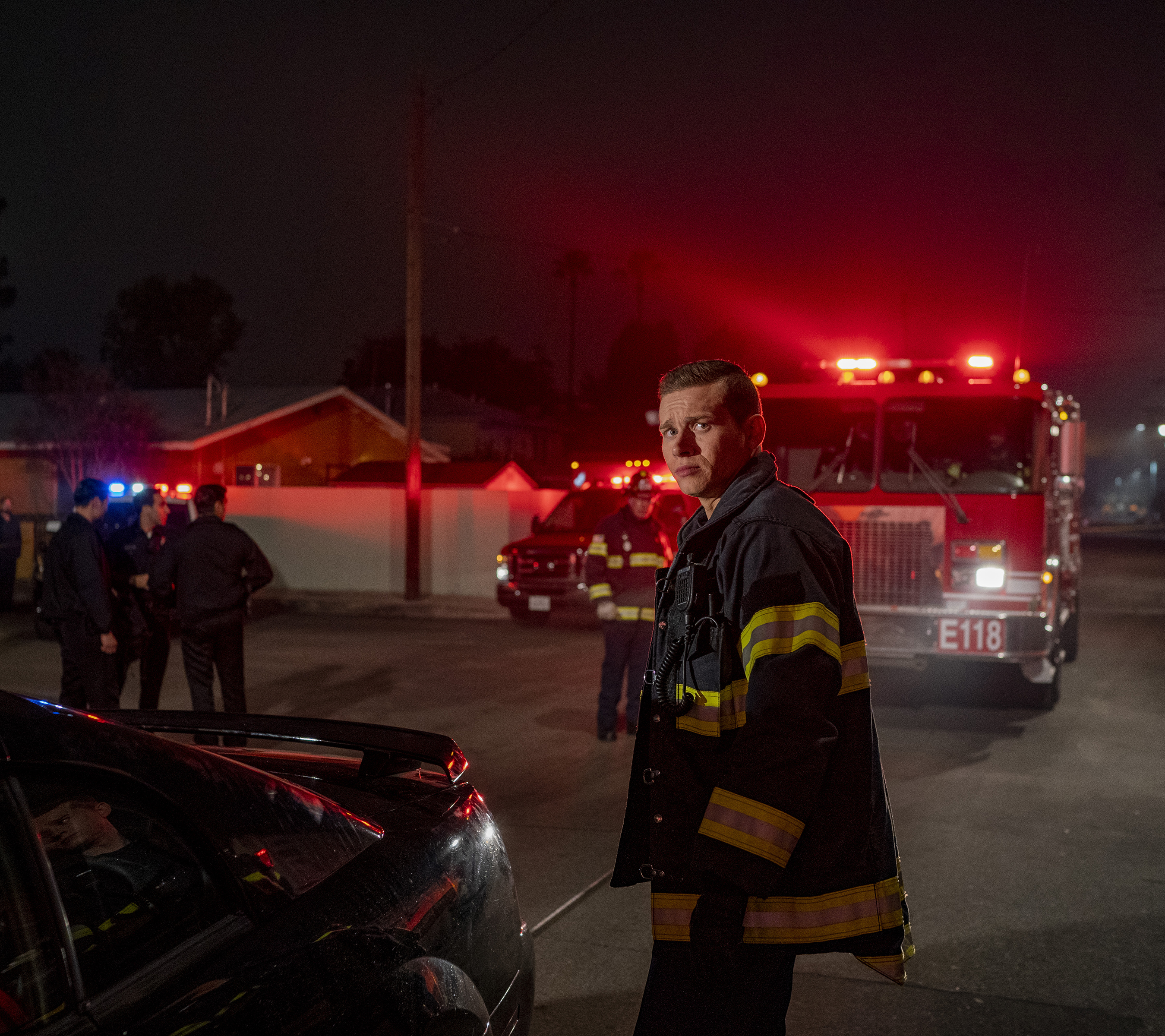 9-1-1 Season 3 Episode 13, "Pinned"