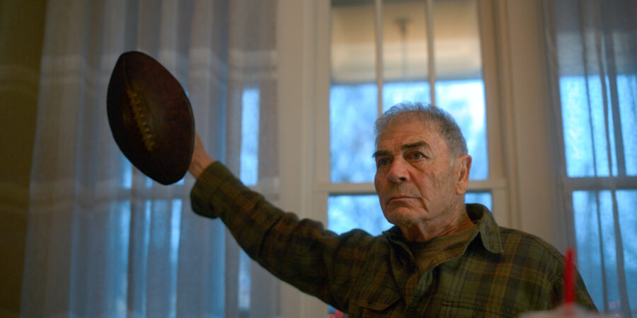 Amazing Stories Season 1 Episode 3 "Dynoman and the Volt" | Tell-Tale TV Amazing Stories Season 1 Episode 3 "Dynoman and the Volt"