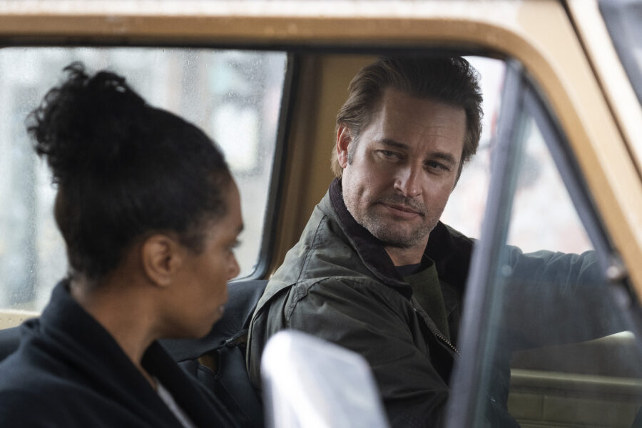 Amazing Stories Season 1 Episode 4 "Signs of Life"