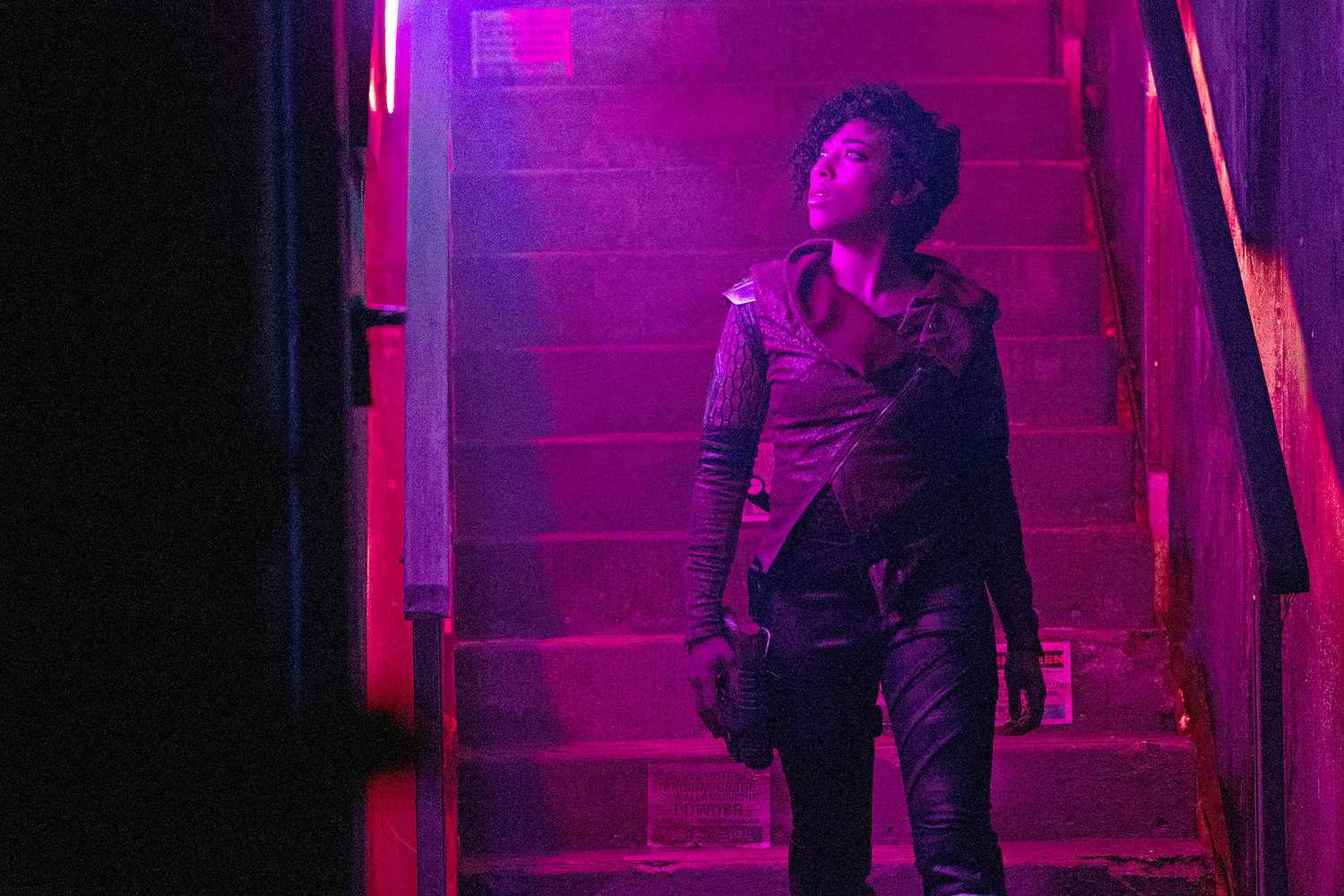 Vagrant Queen Season 1 Episode 1