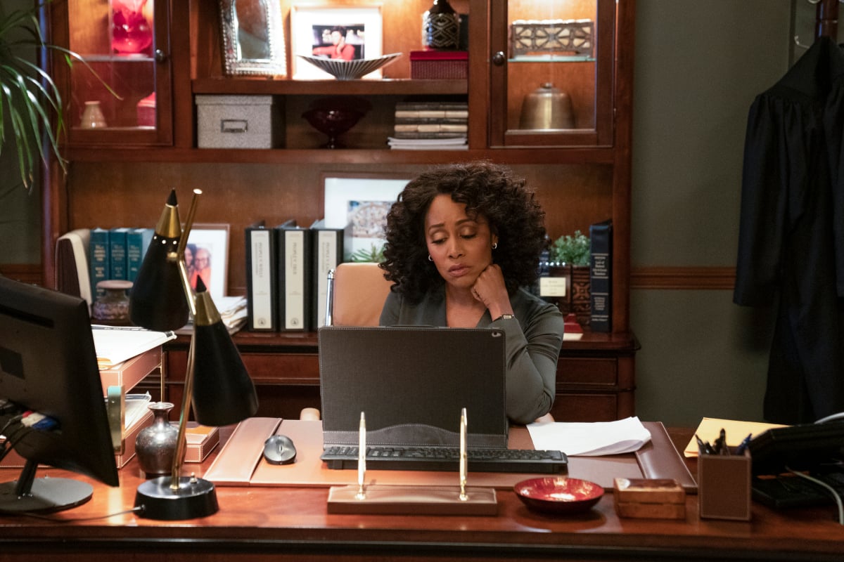 All Rise Season 1 Episode 20, "Merrily We Ride Along"