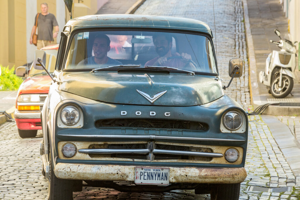 The Baker & The Beauty Season 1 Episode 3 - VICTOR RASUK, ELI CAY