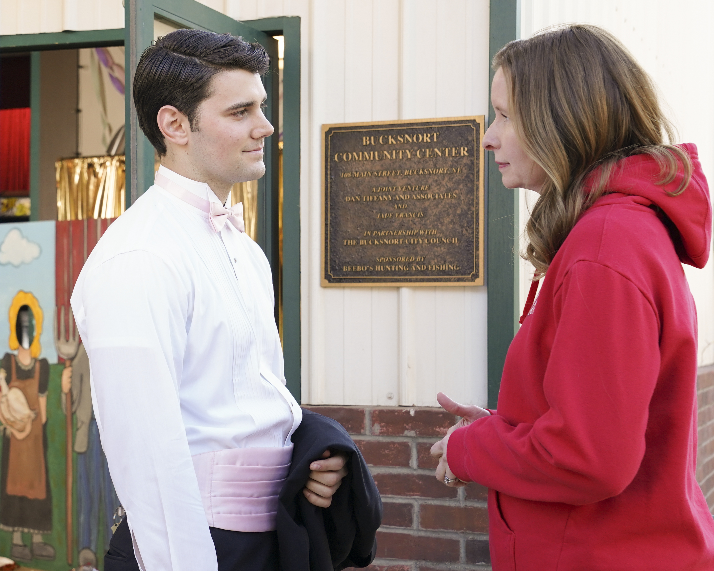 Bless This Mess Season 2 Episode 17 JT NEAL, LENNON PARHAM