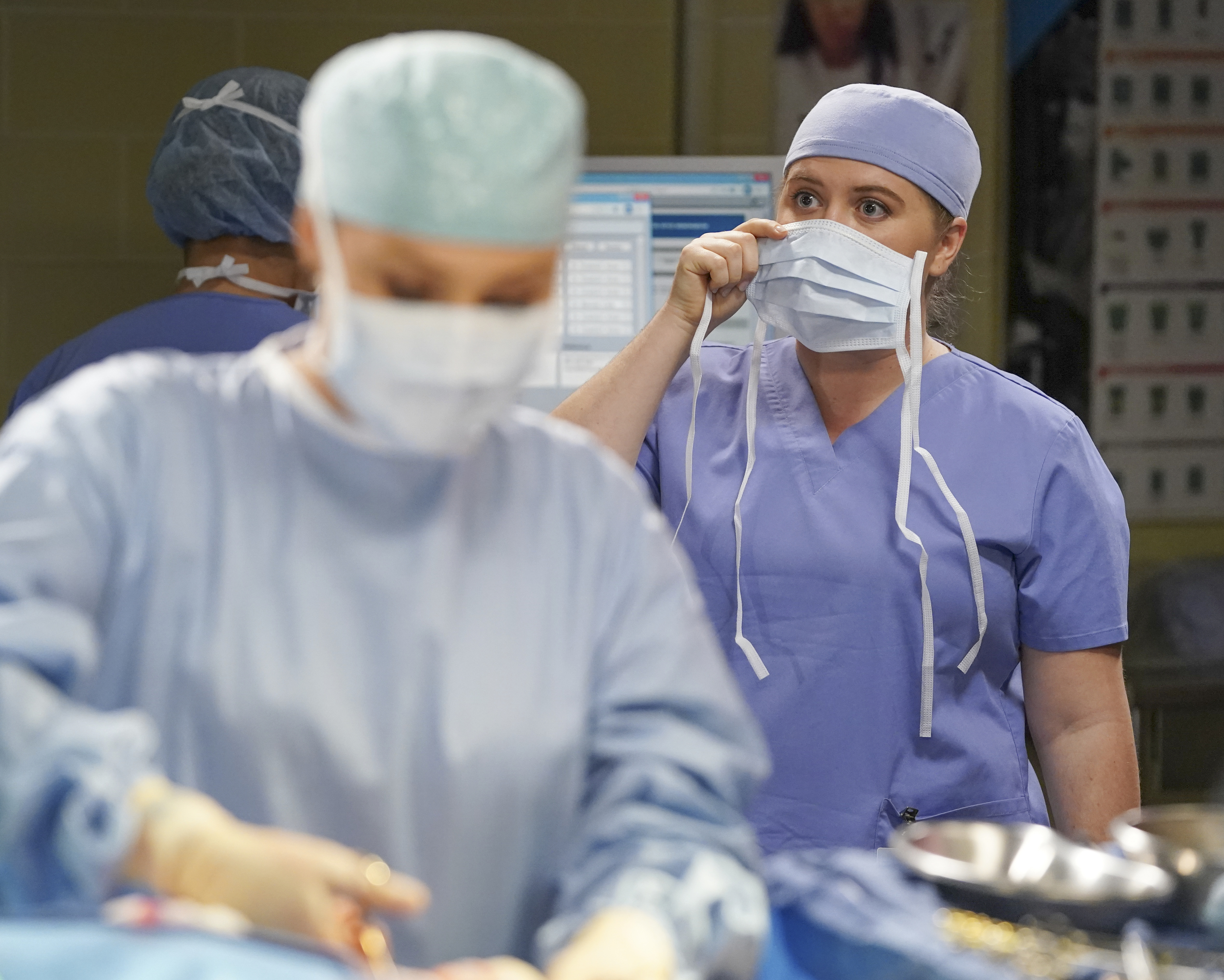 Grey Preview — Grey’s Anatomy Season 16 Episode 21: Put on a Happy Face Grey's Anatomy Season 16 Episode 21, "Put On A Happy Face"'s Anatomy Season 16 Episode 21, "Put On A Happy Face"