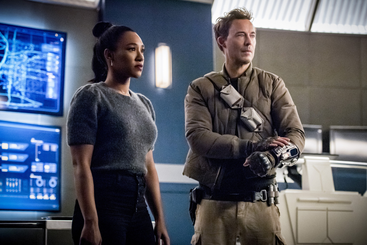 The Flash Season 6 Episode 17, "Liberation" | Tell-Tale TV FLA617a_0349b