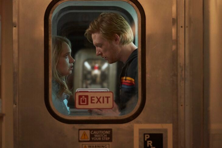 Run Season 1 Episode 1 "Run"