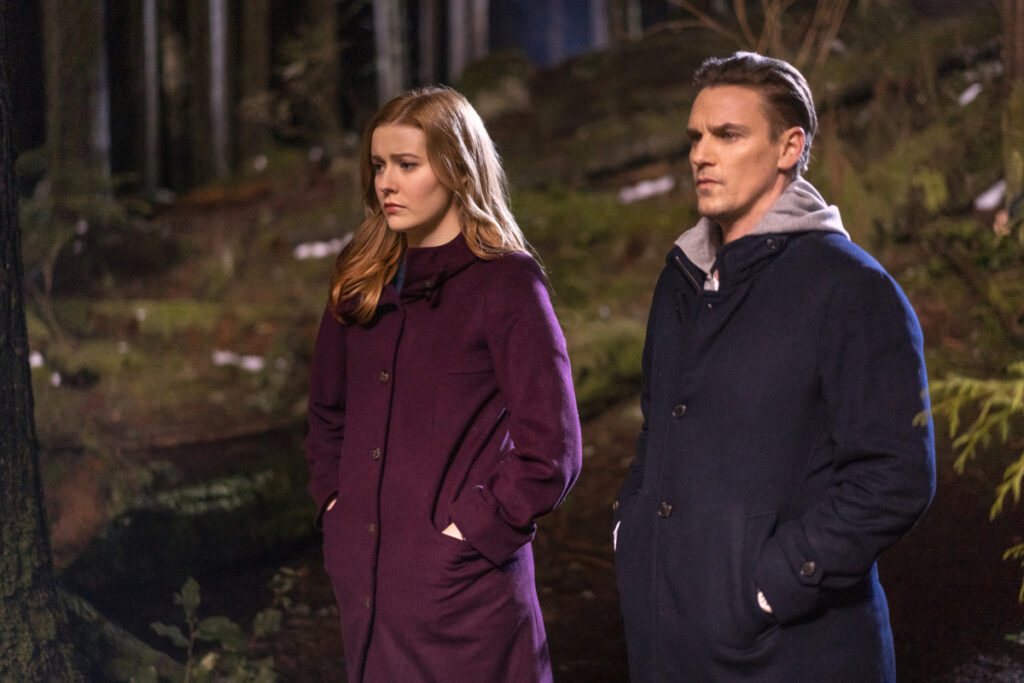 Nancy Drew Season 1 Episode 17, "The Girl In The Locket" Nancy Drew Review: The Girl in the Locket (Season 1 Episode 17) Nancy Drew Season 1 Episode 17, "The Girl In The Locket"