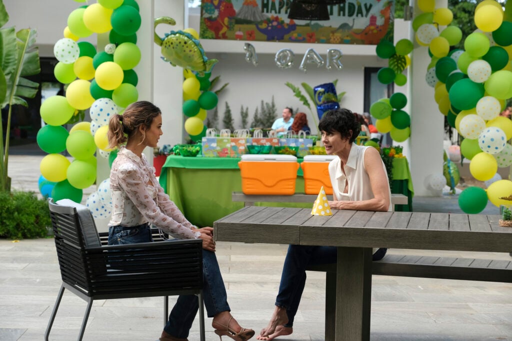 The Baker and The Beauty Season 1 Episode 5 "Honeymoon's Over" NATHALIE KELLEY, BETH MALONE