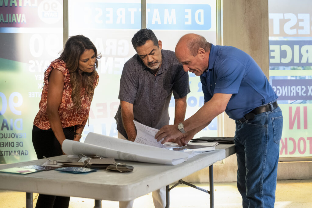 The Baker and the Beauty Season 1 Episode 6 "Side Effects" LISA VIDAL, CARLOS GîMEZ, PAUL BEN-VICTOR