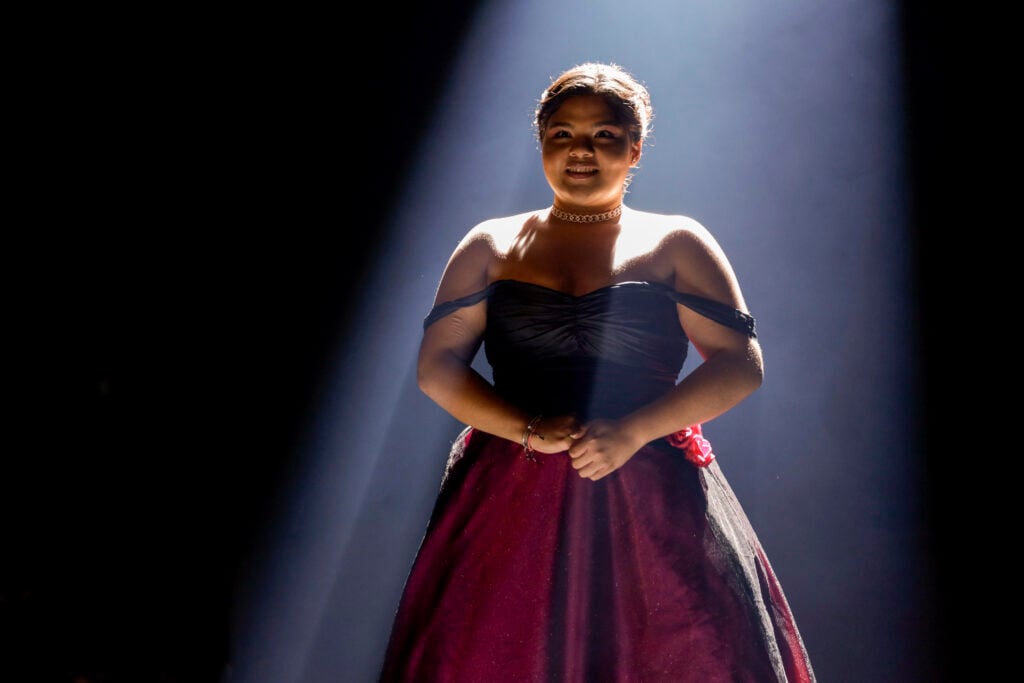 The Baker and the Beauty Season 1 Episode 8 "May I Have This Dance?" BELISSA ESCOBEDO