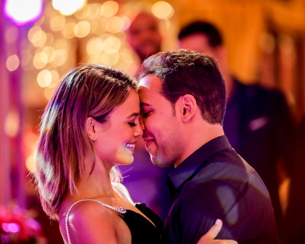 The Baker and the Beauty Season 1 Episode 8 "May I Have This Dance?" NATHALIE KELLEY, VICTOR RASUK