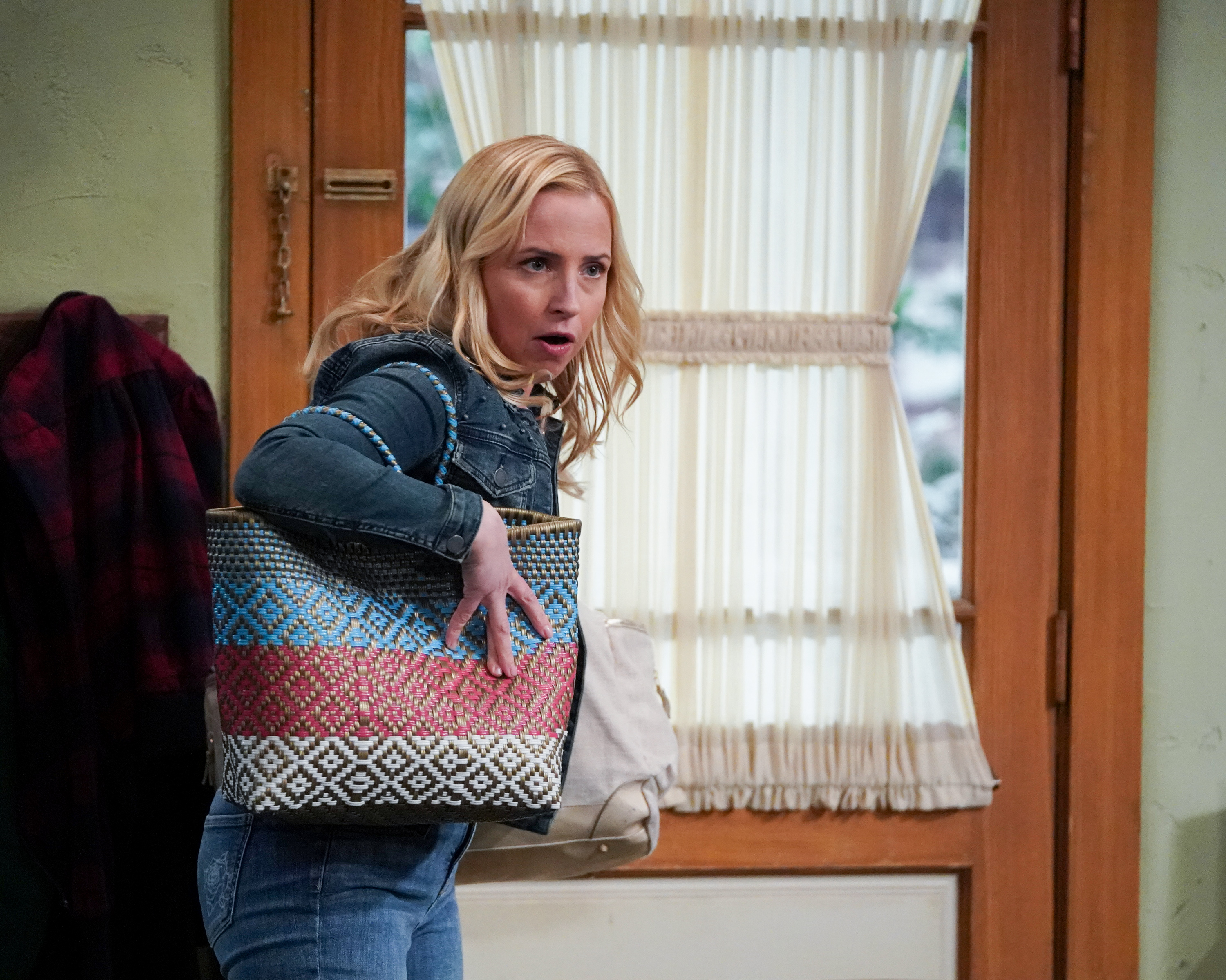 LECY GORANSON | Tell-Tale TV LECY GORANSON