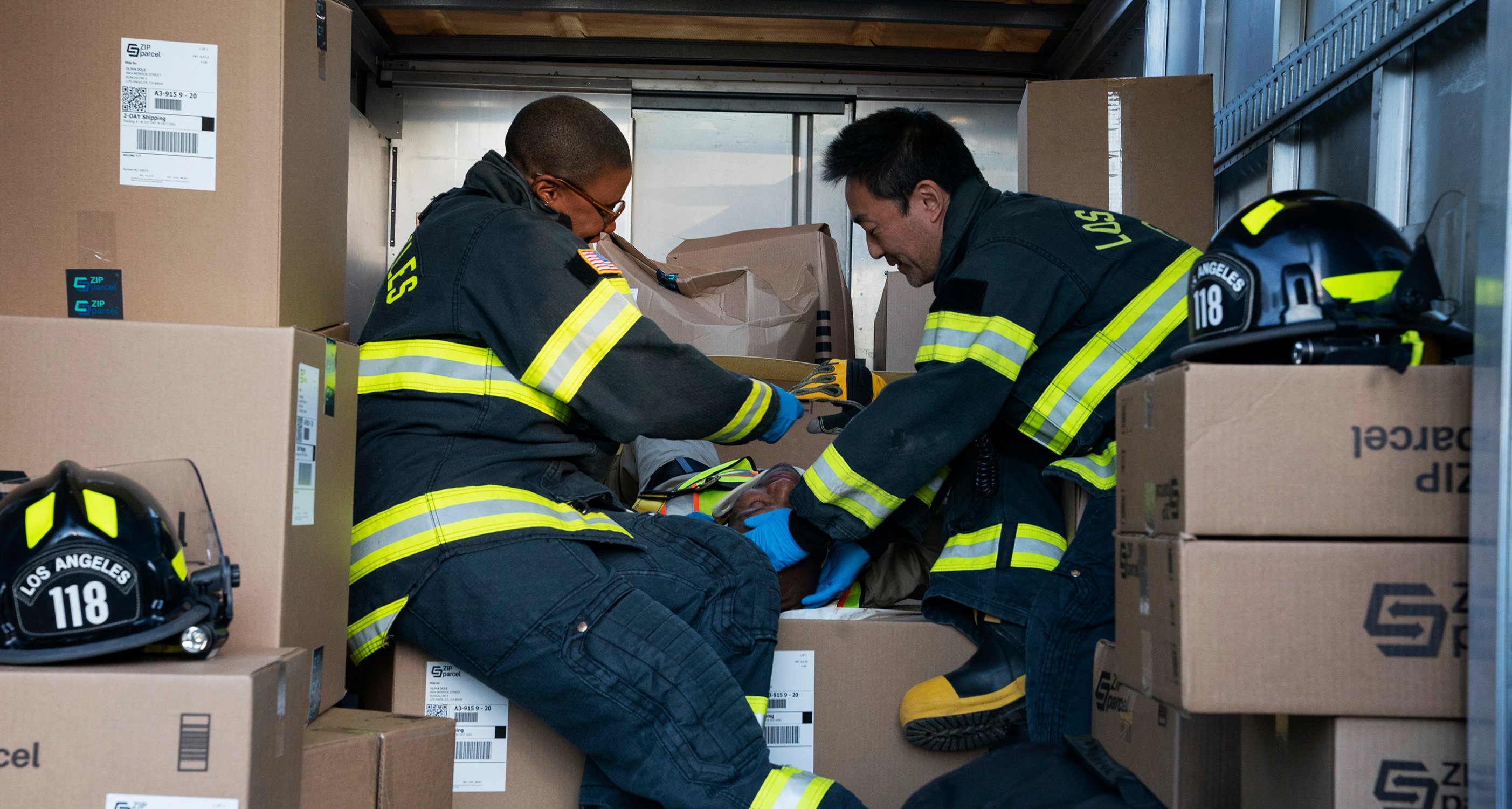 9-1-1 Season 3 Episode 17, "Powerless" | Tell-Tale TV 9-1-1 Season 3 Episode 17, "Powerless"