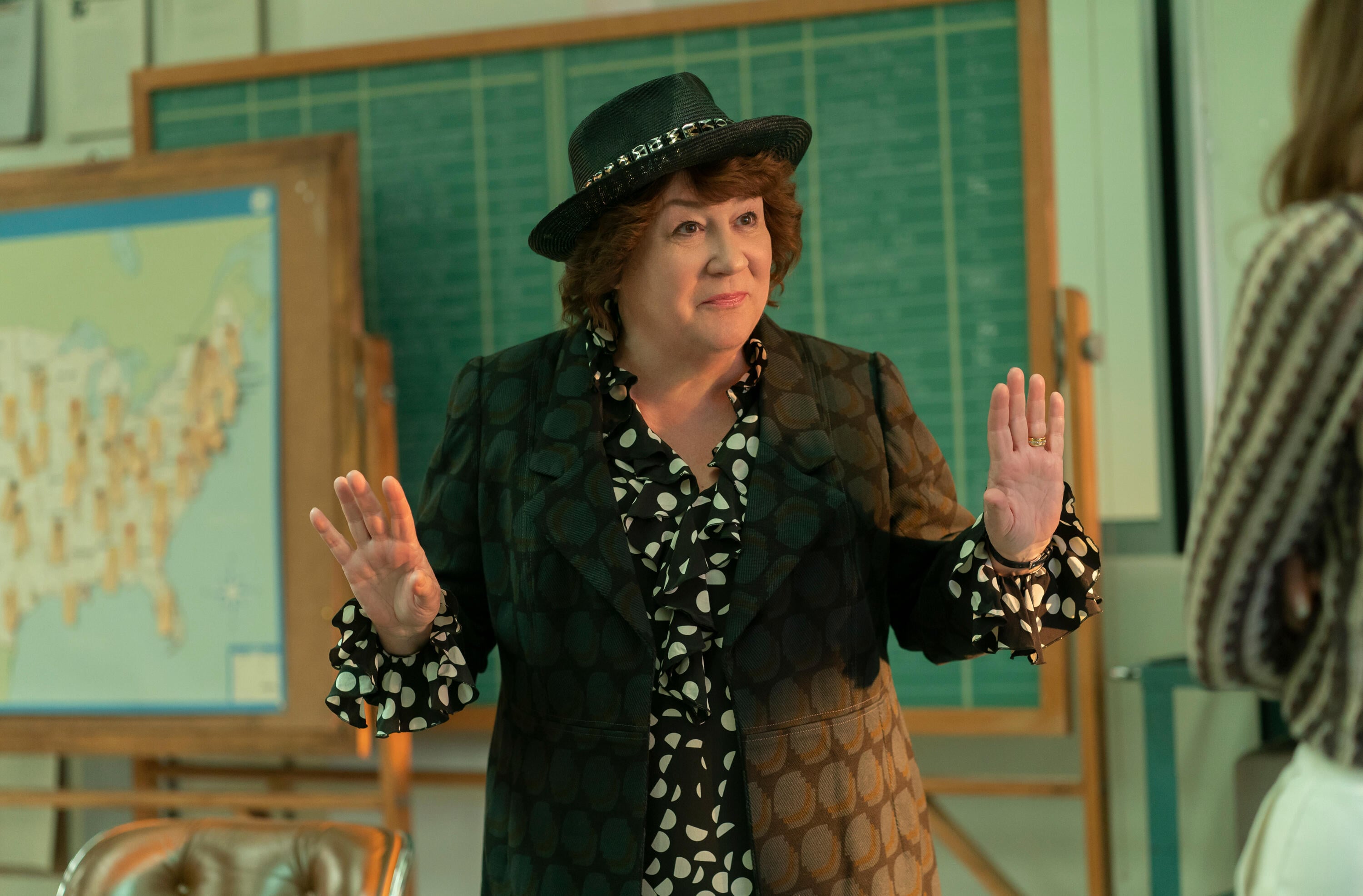 Mrs. America - Season 1 Episode 7 - Bella